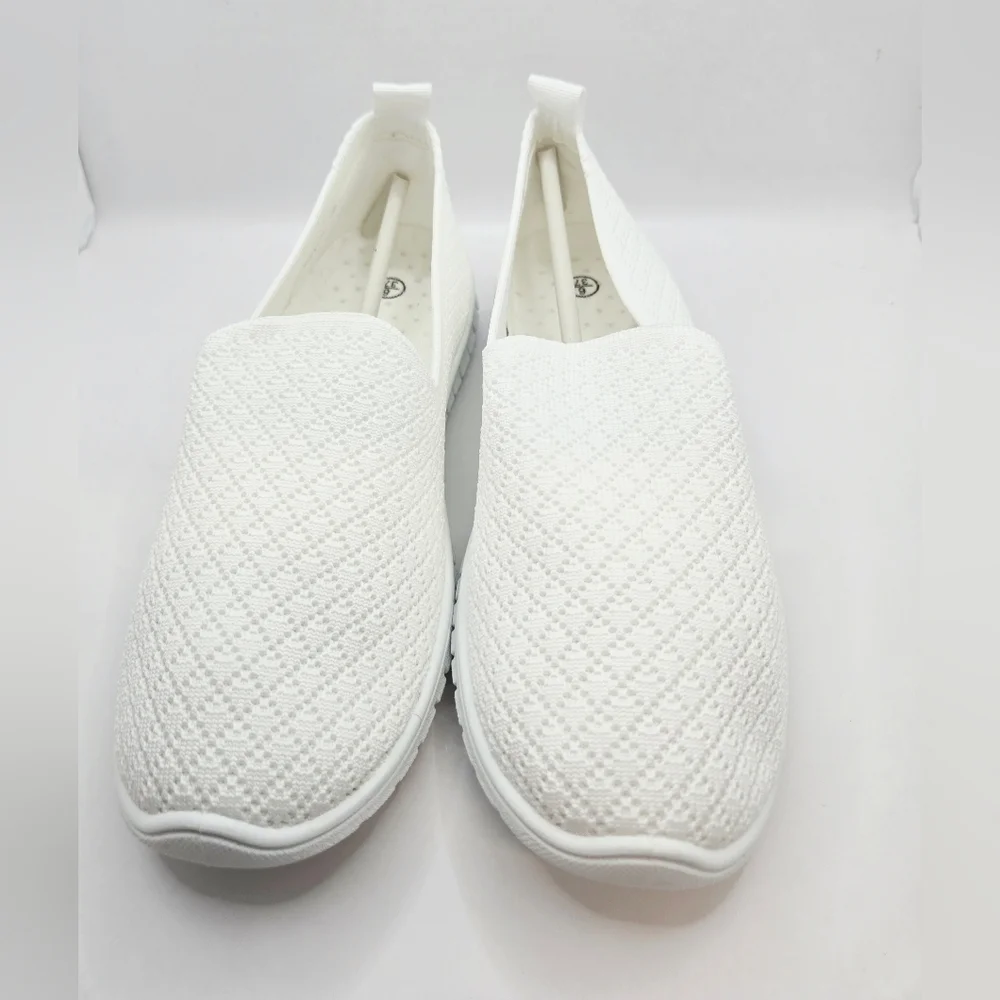 White Flats Walking, Comfortable Breathable Slip on Casual Mesh Shoes Size 6